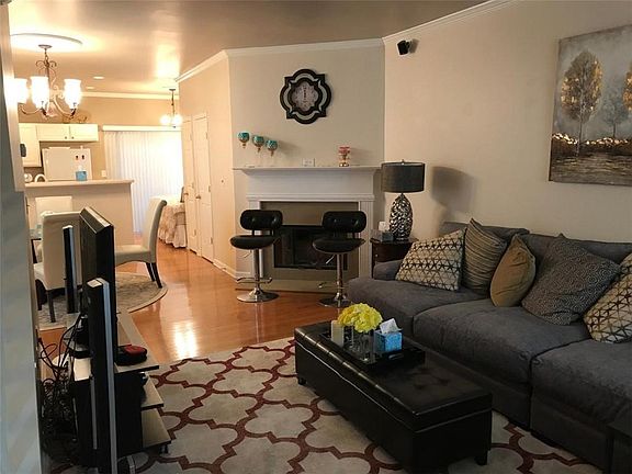 2nd image of 3310 Hidden Cove Cir