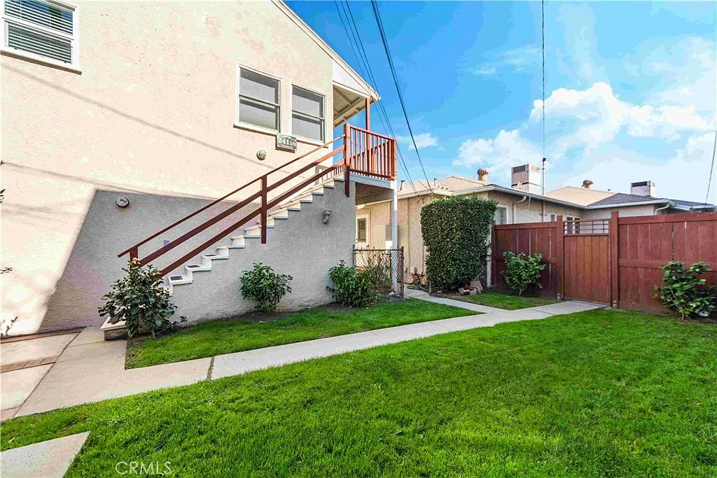 1 bed, 600 sqft, $2,200 — Photo 1