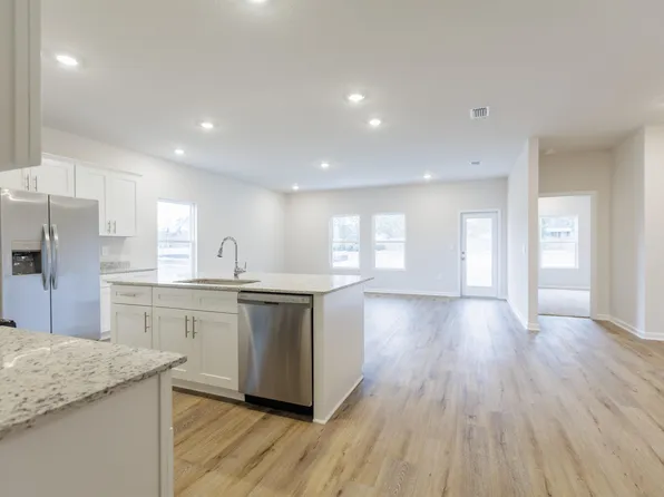 101 Bedford Loop, Crawfordville, FL 32327