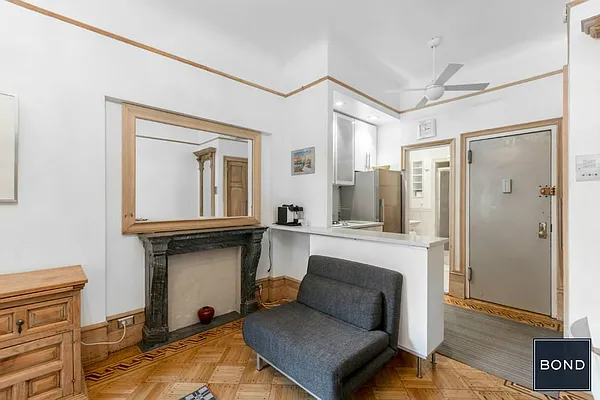 Rented by Bond New York | media 49