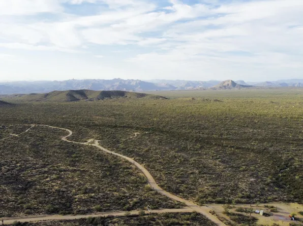 12400 N Cozy Cove Road N #15, Florence, AZ 85132