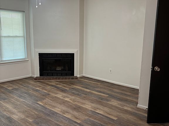 2nd image of 112 Springwoods Lake Point