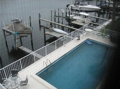 1st image of 312 Northlake Dr APT 302