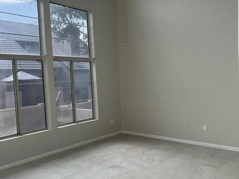1125 W Sandy Banks — Photo 1
