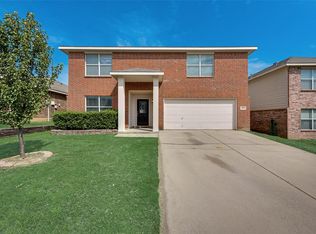 4805 Trail Hollow Dr, Fort Worth, TX 76244
