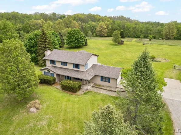 9705 Crescent Ct, Tecumseh, MI 49286