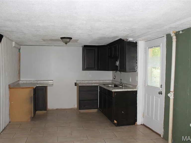 12170 McKelvey Rd — Photo 8