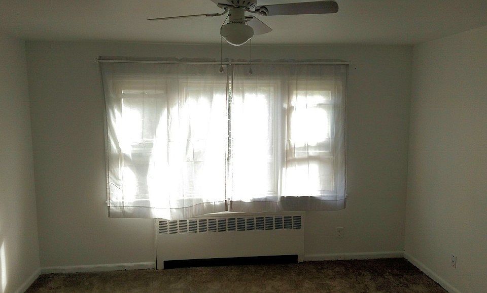 1st image of 106 Sanford Ave