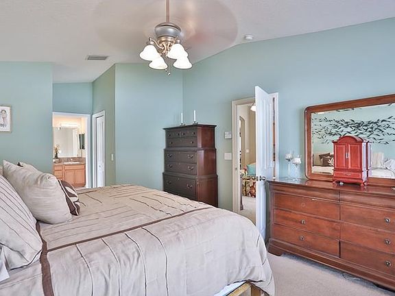 4th image of 908 Barclay Wood Dr