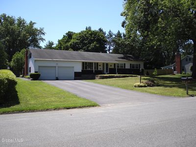 11 Eldorado Drive, Clifton Park, NY, 12065
