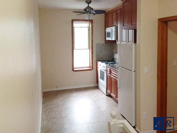 1319748_int_photo8343098