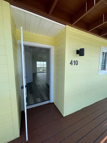 410 Ocean Marina Dr Photo 1