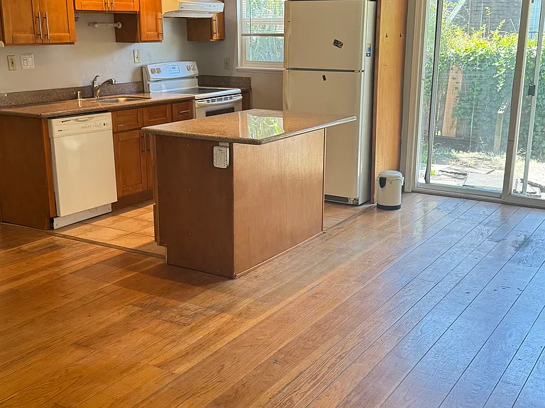672 Fairmount Ave #670 — Photo 8