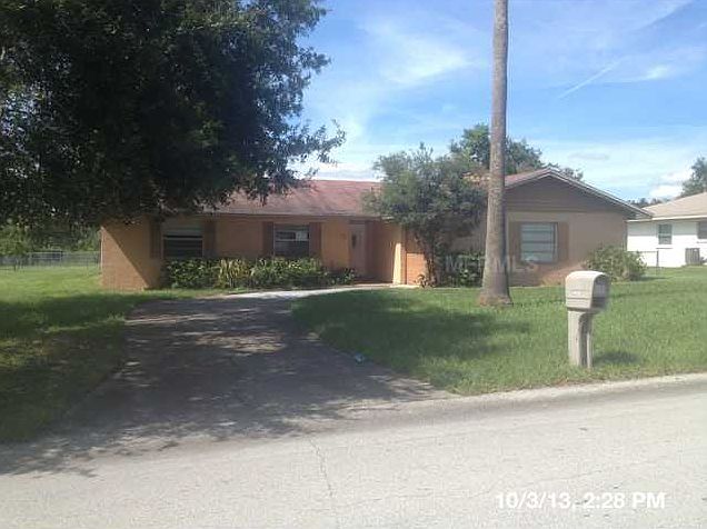 1st image of 1028 Shadowbrook Dr N