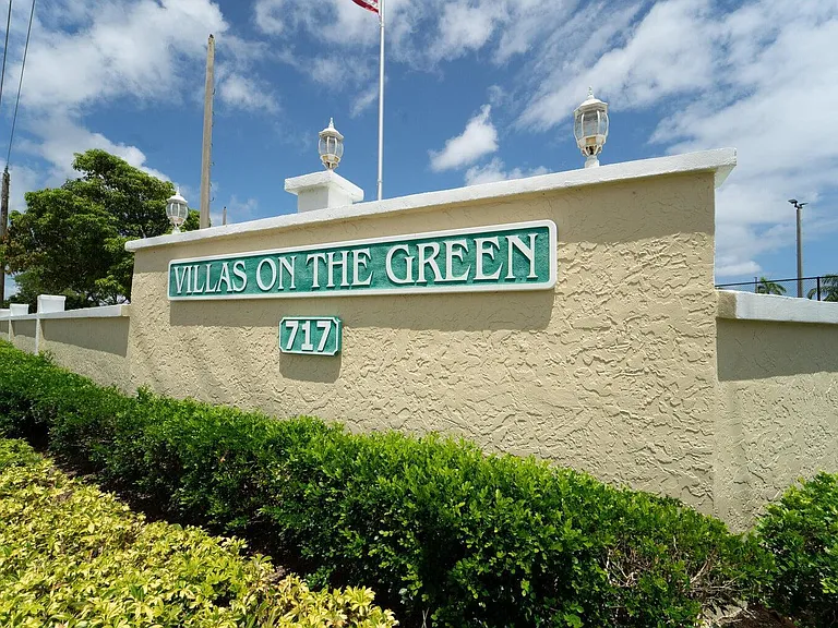 717 S US Highway 1 #505 — Photo 47