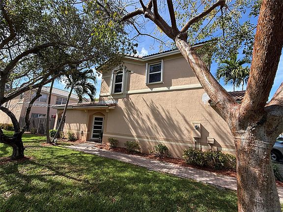 4th image of 12404 SW 124th Path