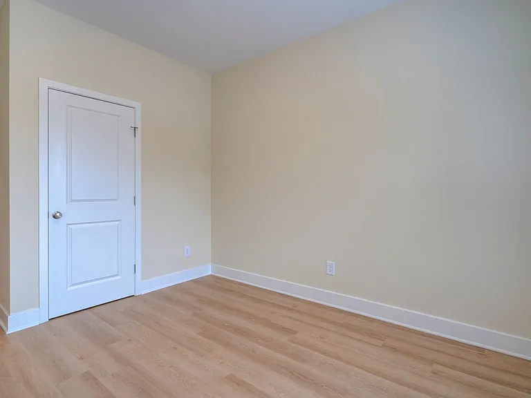 1741 Staniel Dr — Photo 17