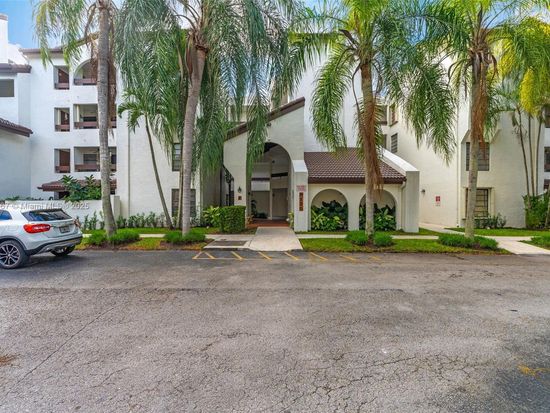 9135 SW 125th Ave APT 107P, Miami, FL 33186