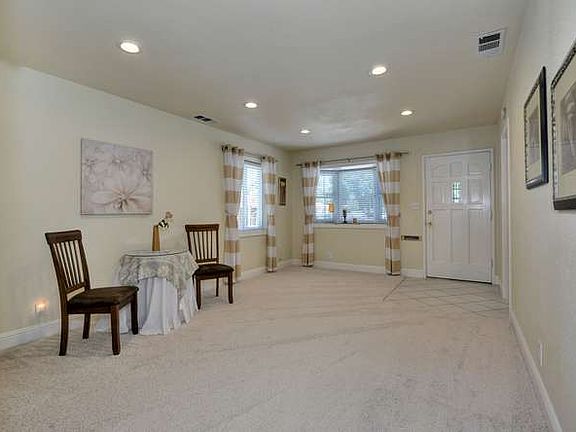 3rd image of 1139 Olivina Ave