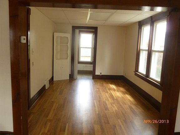 5th image of 410 Mansion Ave