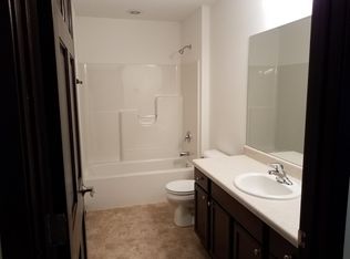 726 Prospect Dr, Kewaskum, WI 53040