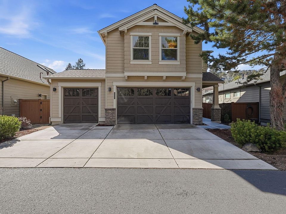 1st image of 3031 Clubhouse Dr