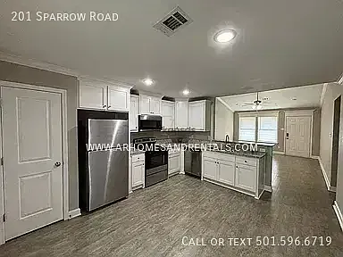 $500 Deposit Octoberfest Special ~ 201 Sparrow Road ~ 3 Bedrooms | 2 Bathrooms | 2-Car Garage — Photo 3