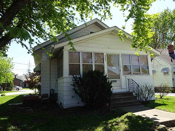 2nd image of 525 Lillian Ct
