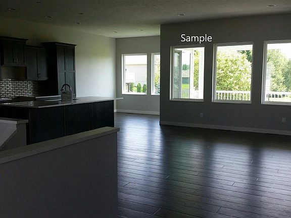 5th image of 183 N Canterbury Cir