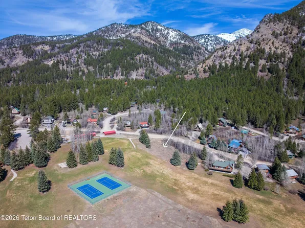 115 Vista East Dr, Thayne, WY 83127