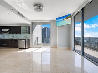 90 SW 3rd St APT 3110, Miami, FL 33130
