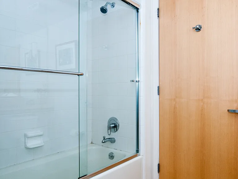 750 Van Ness Ave #905 — Photo 14