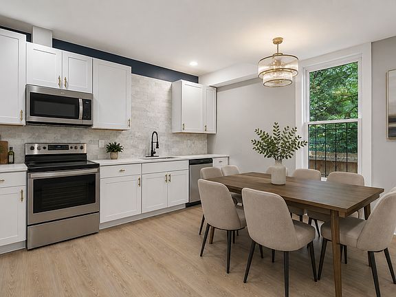 4th image of 330 Loeffler Ave #330