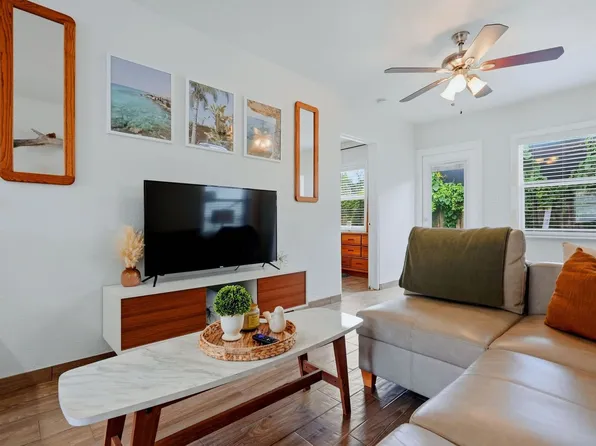 621 Hibiscus St #Id1605843p, Tarpon Springs, FL 34689