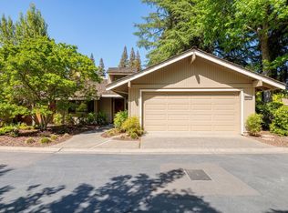 2040 University Park Dr, Sacramento, CA 95825