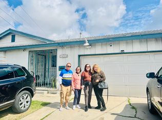 1423 Hilltop Dr, Chula Vista, CA 91911