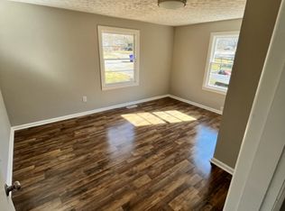 1701 Catherine Dr, Bowling Green, KY 42101