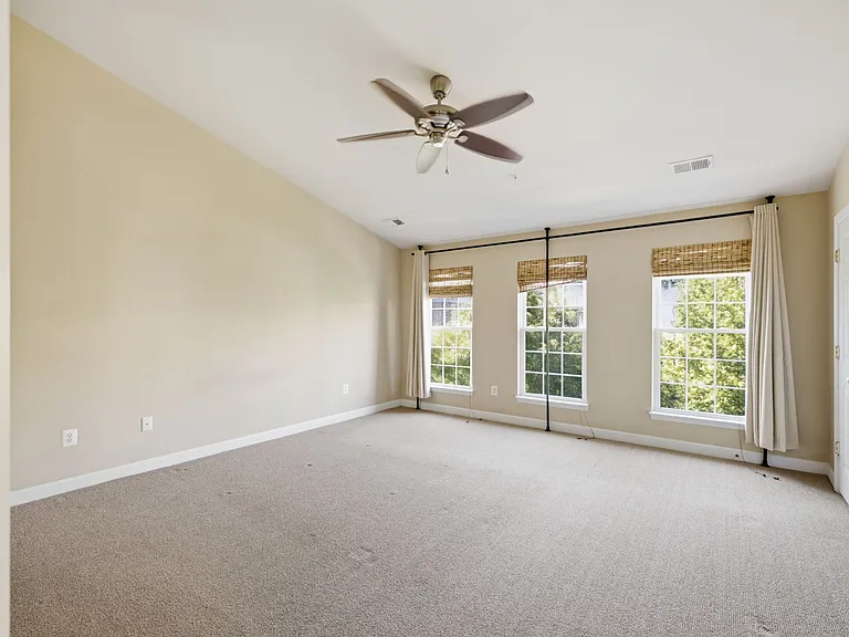 4473 Beacon Grove Cir #B — Photo 25