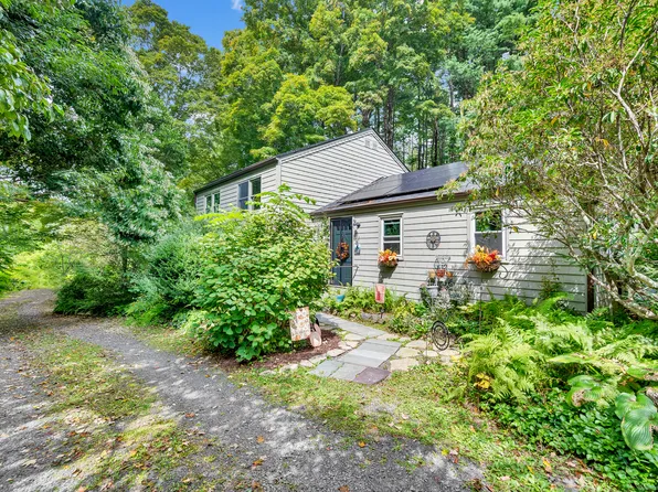 82 Jacoby Road, Haddam, CT 06441