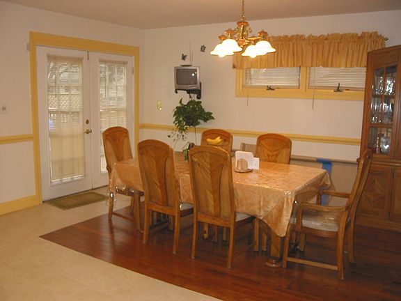 5th image of 41 W 23rd St