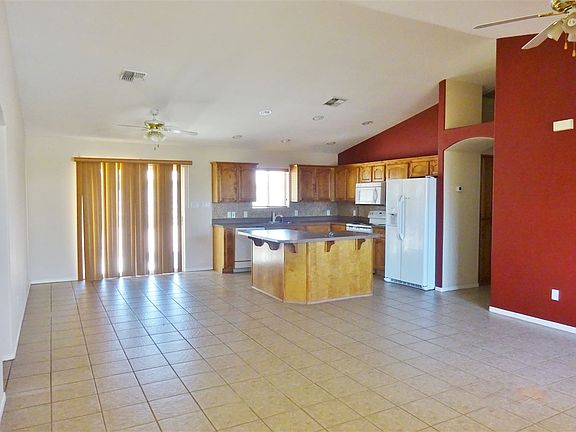3rd image of 9674 E 38th Pl