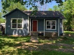 603 E Yeagua St, Groesbeck, TX 76642