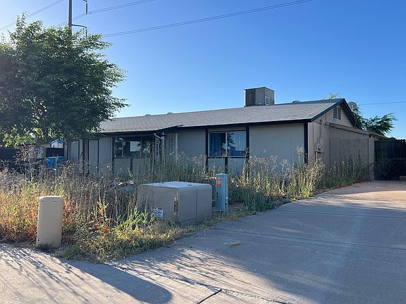 2nd image of 3228 W Villa Theresa Dr
