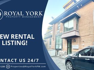 947 Main St E #4, Hamilton, ON L8M 1M9