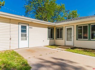 6931 Vine St, Lincoln, NE 68505