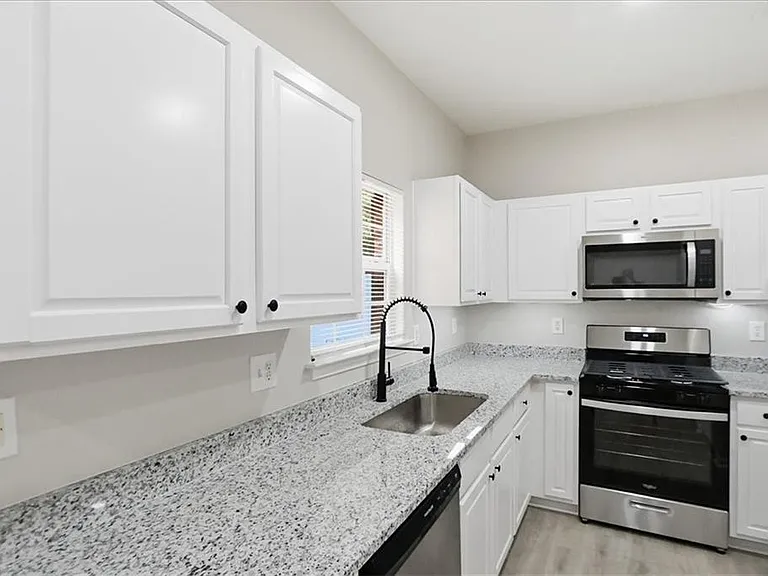 5630 Lawley Dr — Photo 23