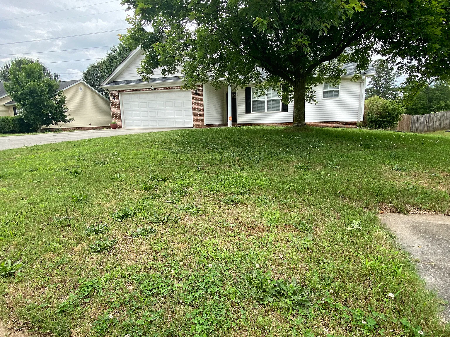 3 bed, 1571 sqft, $2,000 — Photo 4