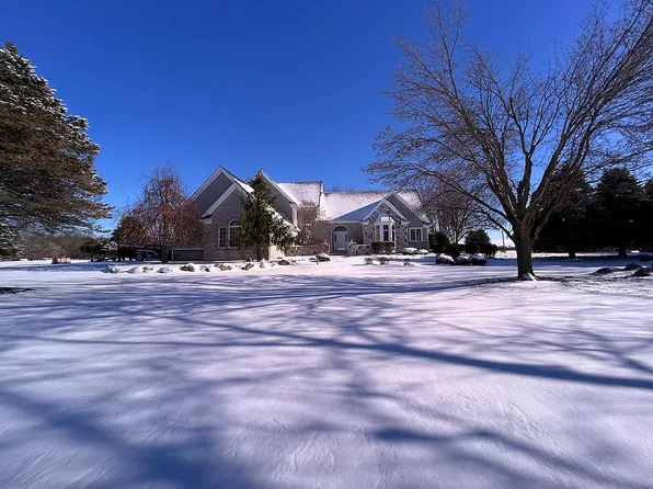 1010 N Raisinville Rd, Monroe, MI 48162