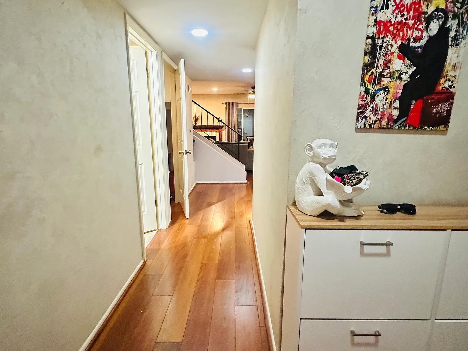 3 bed, 1548 sqft, $900 — Photo 2