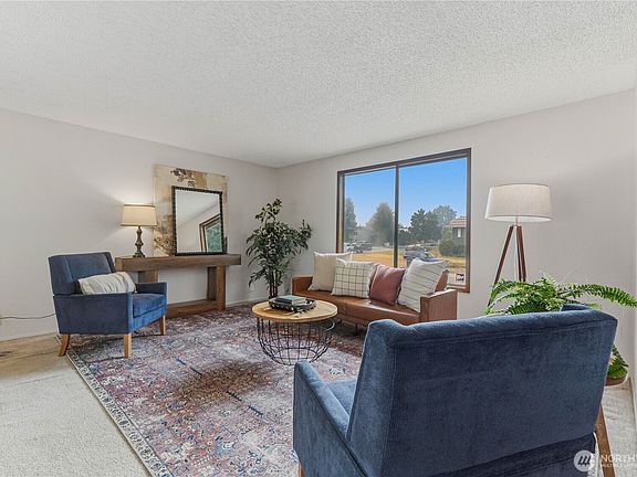 4th image of 105 Eastridge Drive